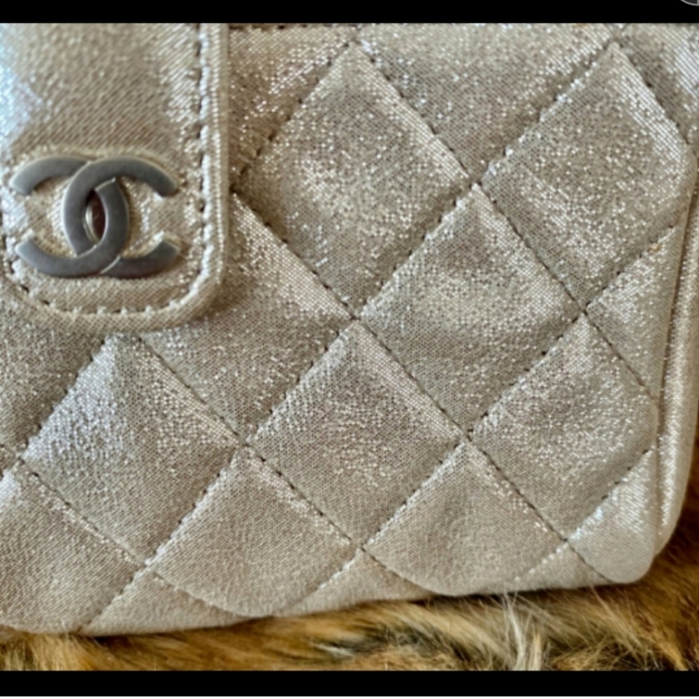 CHANEL shimmer gold mini pochette clutch bag wristlet - Picture 9 of 9